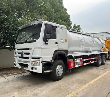 satın al HOWO Ağır Güçlü 6 Tekerlekli Kanalizasyon Kamyonu 10CBM Tank Hacım Kırmızı Renk Sol El Sürüşü online manufacture