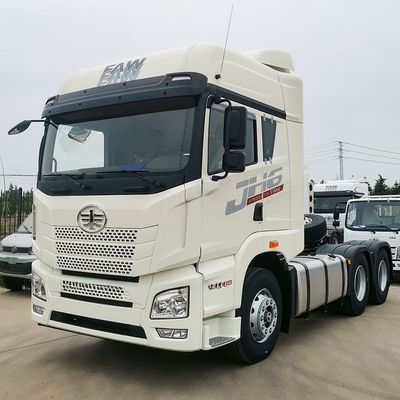 İyi bir fiyat. Dizel yakıt tipi Jiefang FAW JH6 6X4 Traktör Kamyon 420HP J5P J6P 4X2 6X4 Çekici Baş Kamyon çevrimiçi