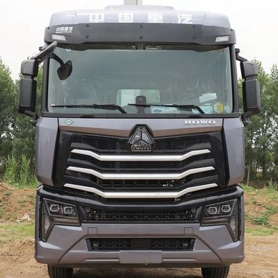 İyi bir fiyat. İkinci el Sinotruk HOWO MAX 6X4 460hp 2 geri kaydırma ile LNG traktörü çevrimiçi
