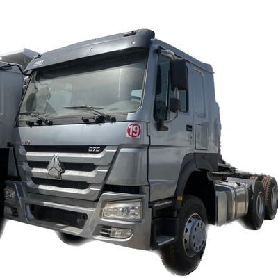 İyi bir fiyat. Video Teknik Destek Dizel Kullanılmış Sinotruck Howo Traktör Kamyon 375HP çekiç çekici çekici çevrimiçi