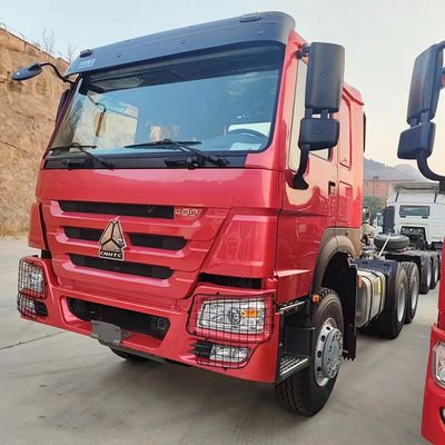 İyi bir fiyat. Dizel Yakıt Türü Kullanılmış Sinotruk Traktör Kamyon Başlığı 371HP 6X4 El Pencereli çevrimiçi