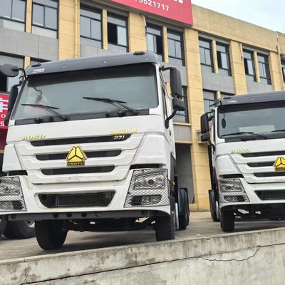 İyi bir fiyat. 371HP Sinotruck Howo Traktor Kamyon 6X4 Sinotruck MotorE ve RHD Özel çevrimiçi