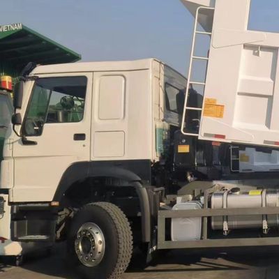 İyi bir fiyat. 10 Tekerlek Kapasitesi 25-30 ton HOWO 6X4 Çöp Kamyonu Yakıt Tankeri 300L 5600X2300X1500 Lastik 7.00r16 6+1 yedek lastik Özelleştirilebilir Sol ve Sağ Sürüş çevrimiçi