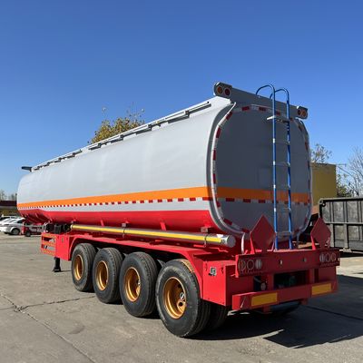 İyi bir fiyat. 50 tonluk maksimum yüklü özelleştirilebilir sıcak yağ tankı römork 11800*2500*3700mm Mekanik süspansiyon çevrimiçi